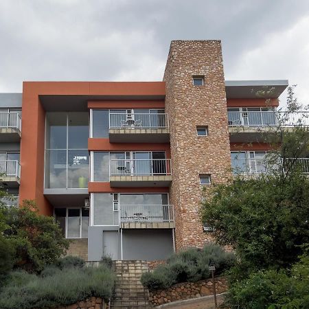 Orangerie Guest House Joanesburgo Exterior foto