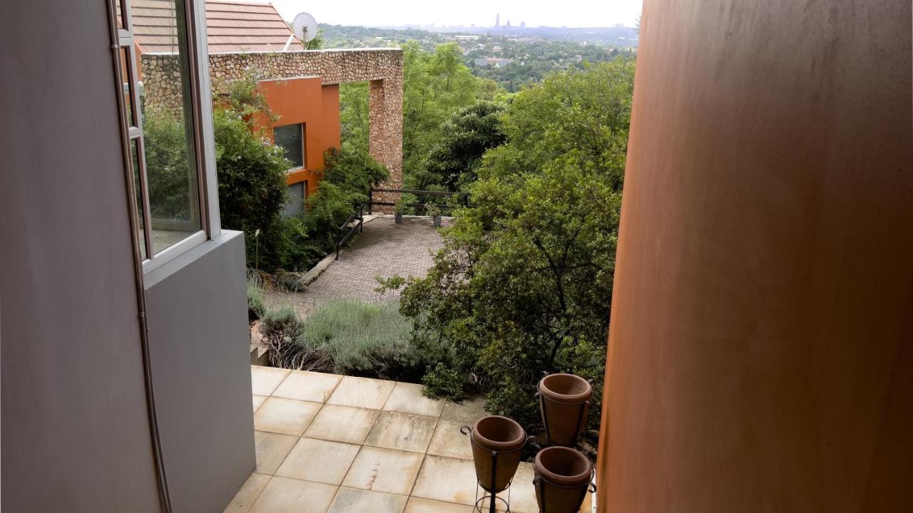 Orangerie Guest House Joanesburgo Exterior foto
