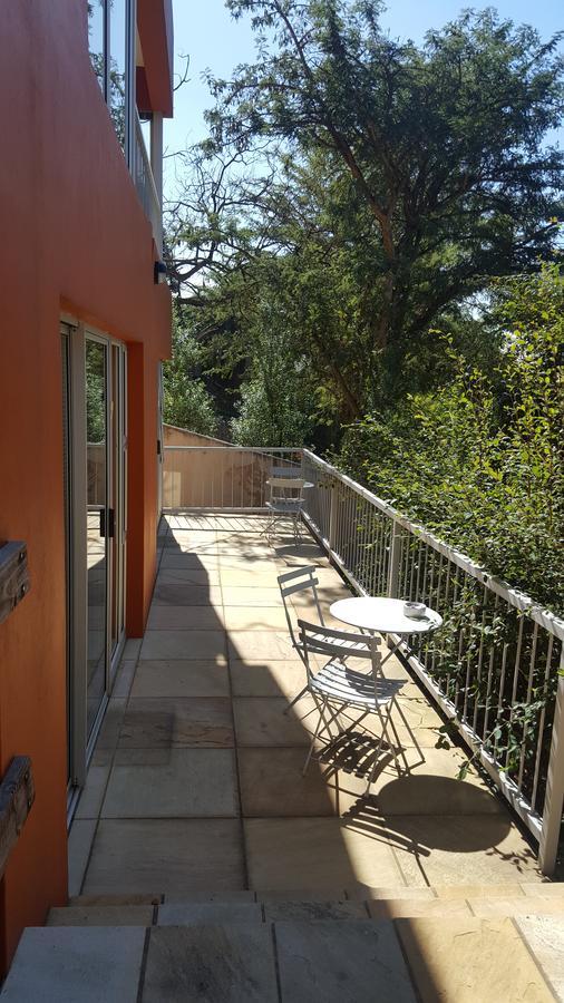 Orangerie Guest House Joanesburgo Exterior foto
